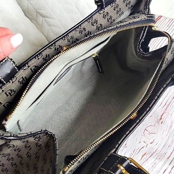 Dooney & Bourke Black Signature Pattern Shoulder Bag with Accessories - Picture 8 of 15